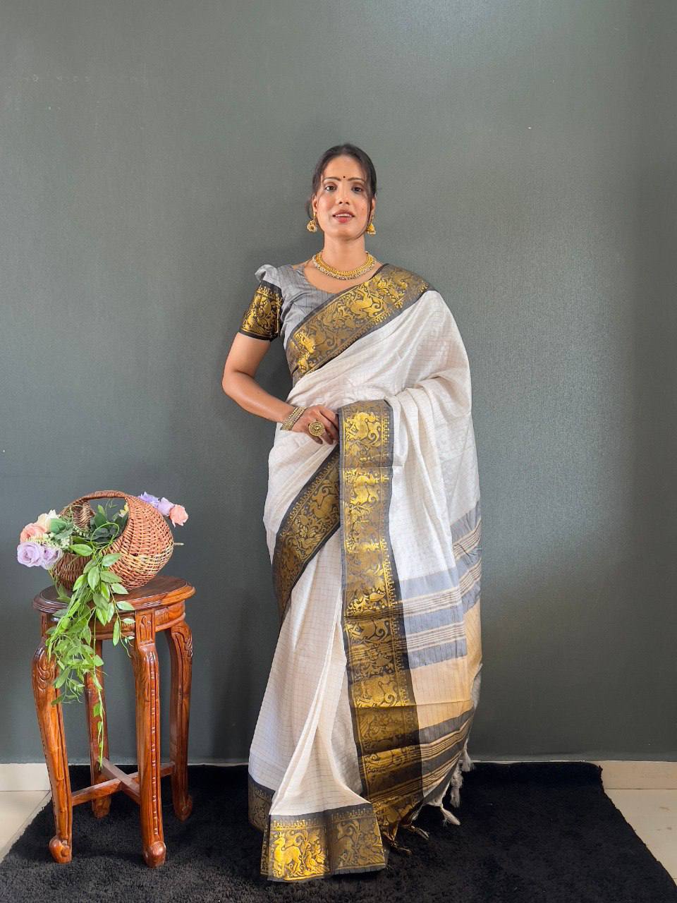 We Launching mercerised cotton silk in Exclusive border Self Viweing design