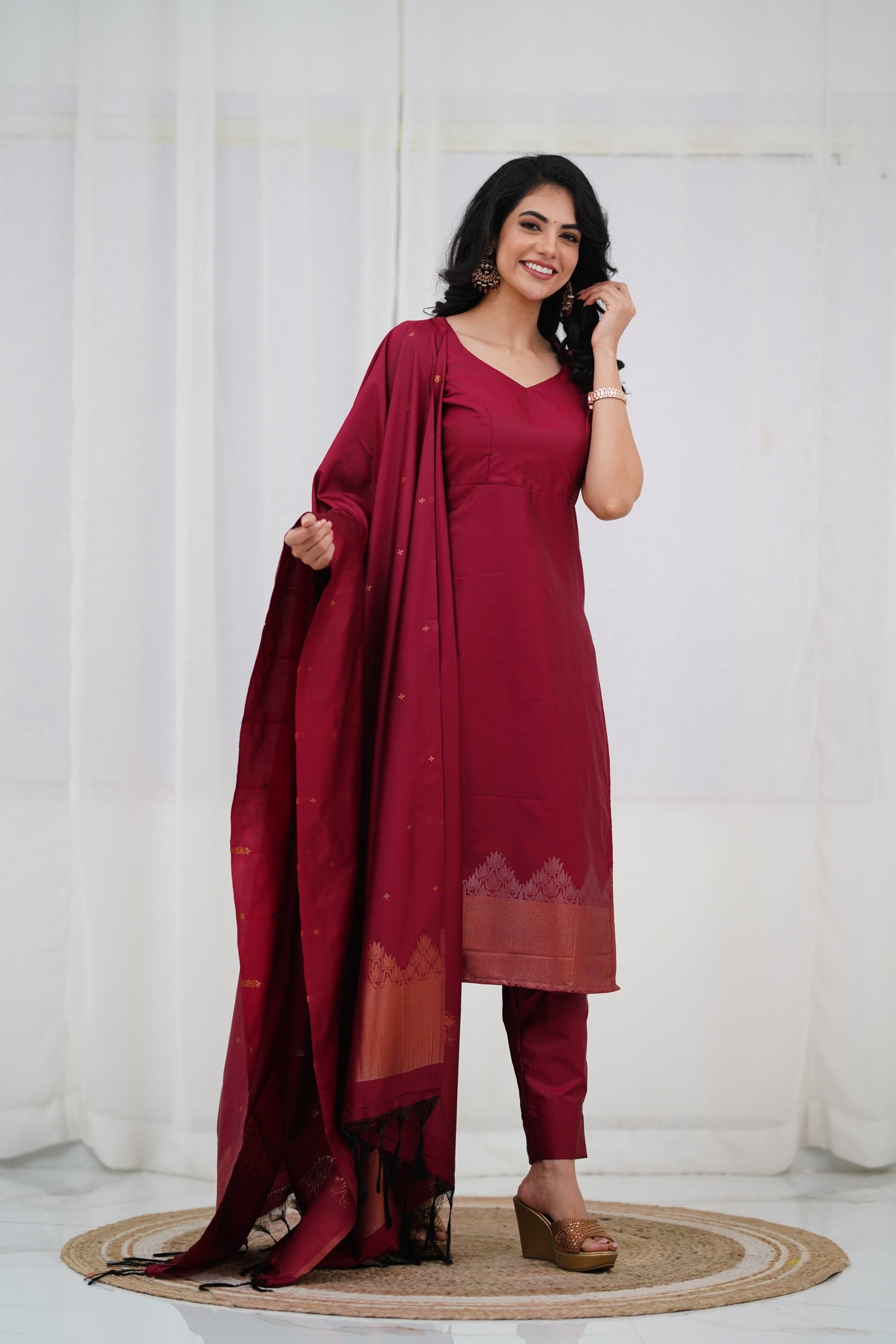 Graceful Pink Straight Cut Kurti Pant Set with Golden Zari Detailing & Matching Dupatta