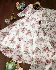 Designer Special White Flower Printed Beautiful Georgette Anarkali Gown Dupatta