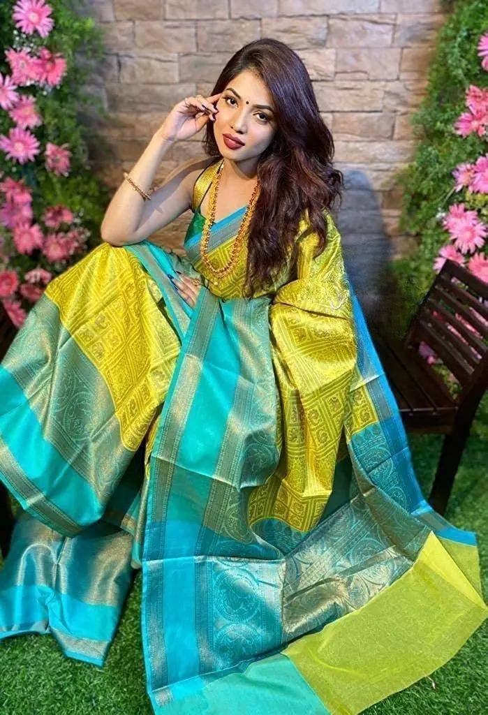 Beautiful Art Silk Jacquard Border Saree With Unstitched Running Blouse