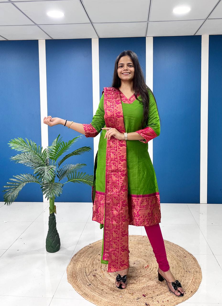 Fresh Light Green Cotton Kurta Set with Pink Tone Border – Graceful and Vibrant
