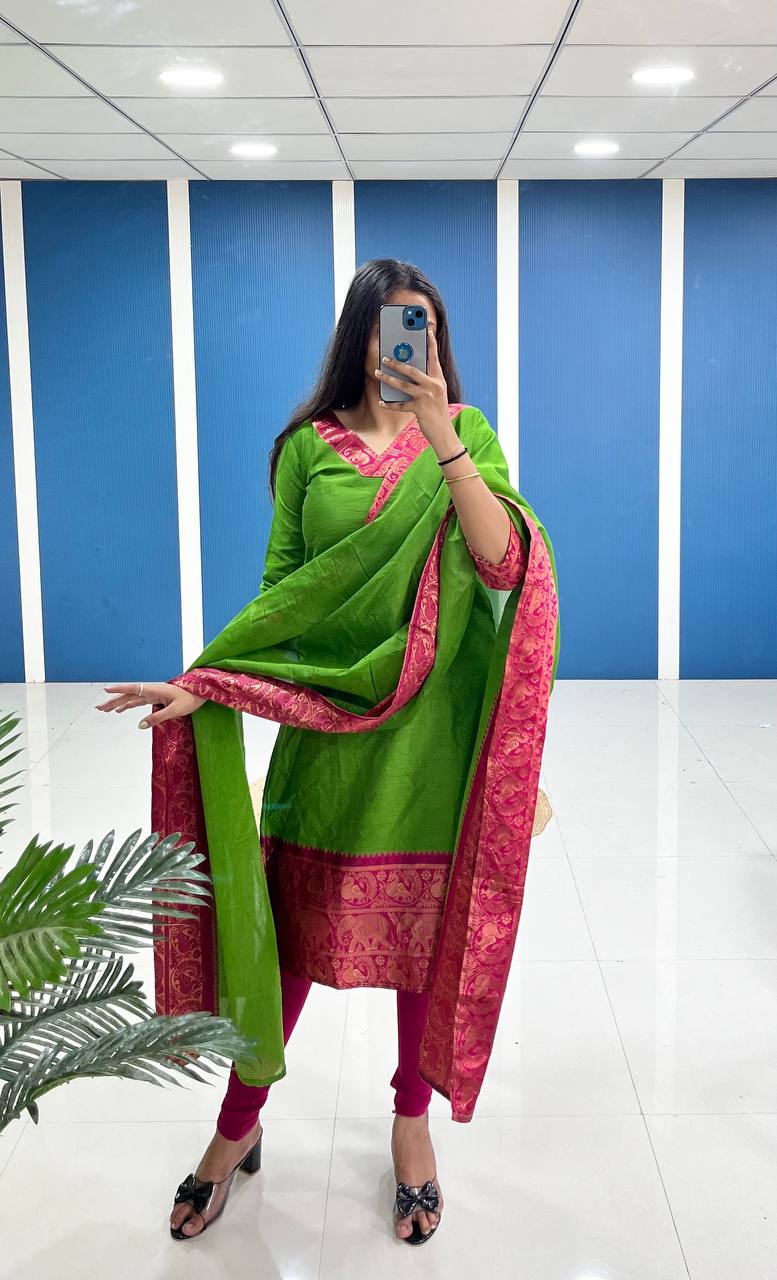 Fresh Light Green Cotton Kurta Set with Pink Tone Border – Graceful and Vibrant