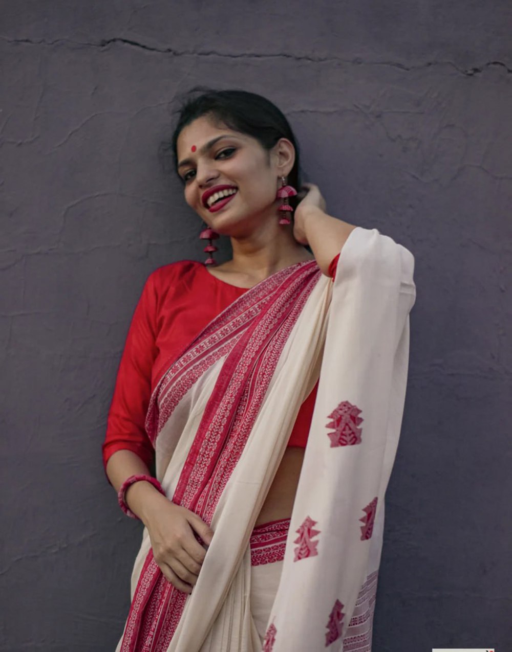 Handwoven Manipuri Soft Cotton Saree Festive Special with Running Blouse.