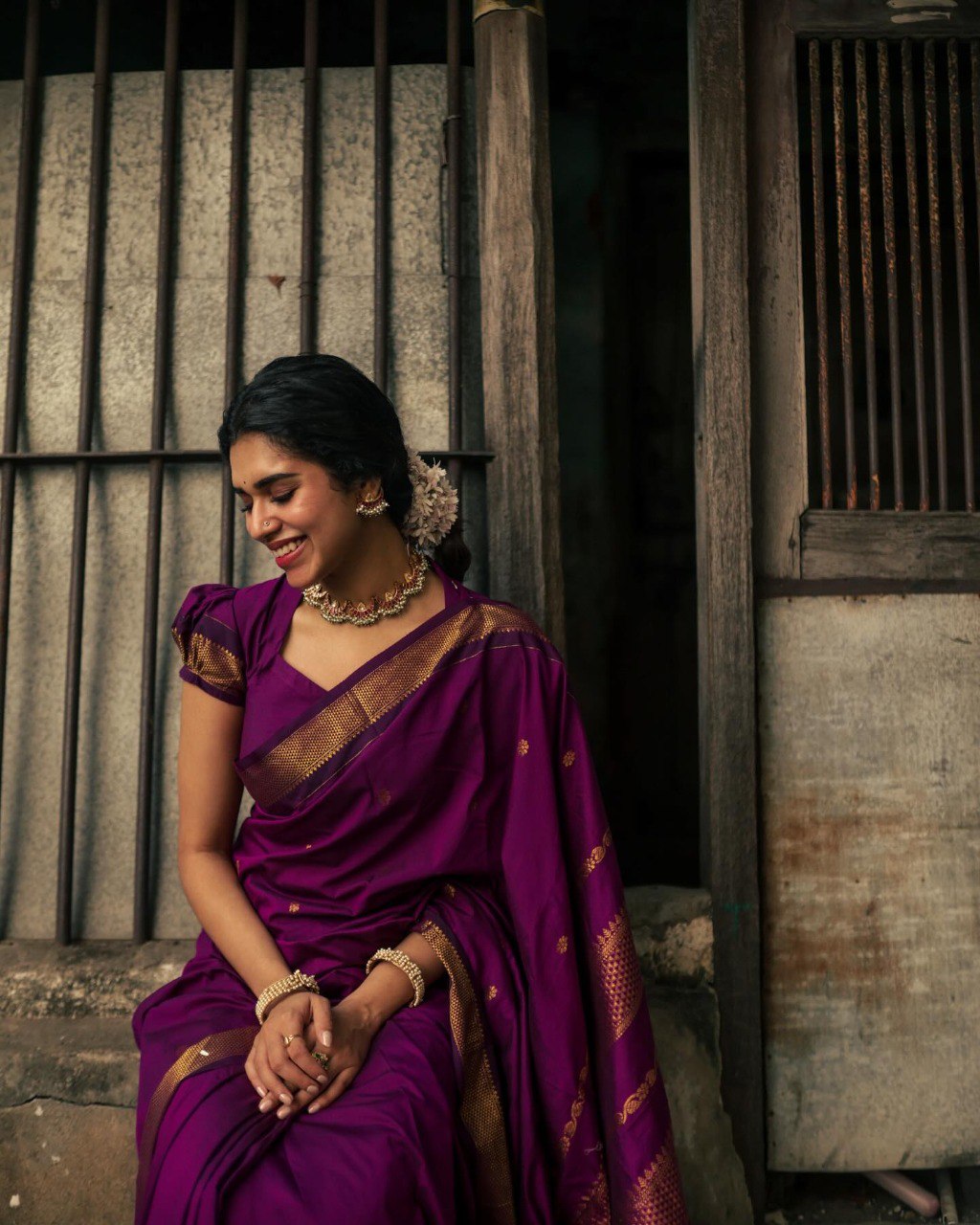 Soft Lichi Silk Saree with Rich Jacquard Border & Contrast Blouse – Wedding & Party Wear
