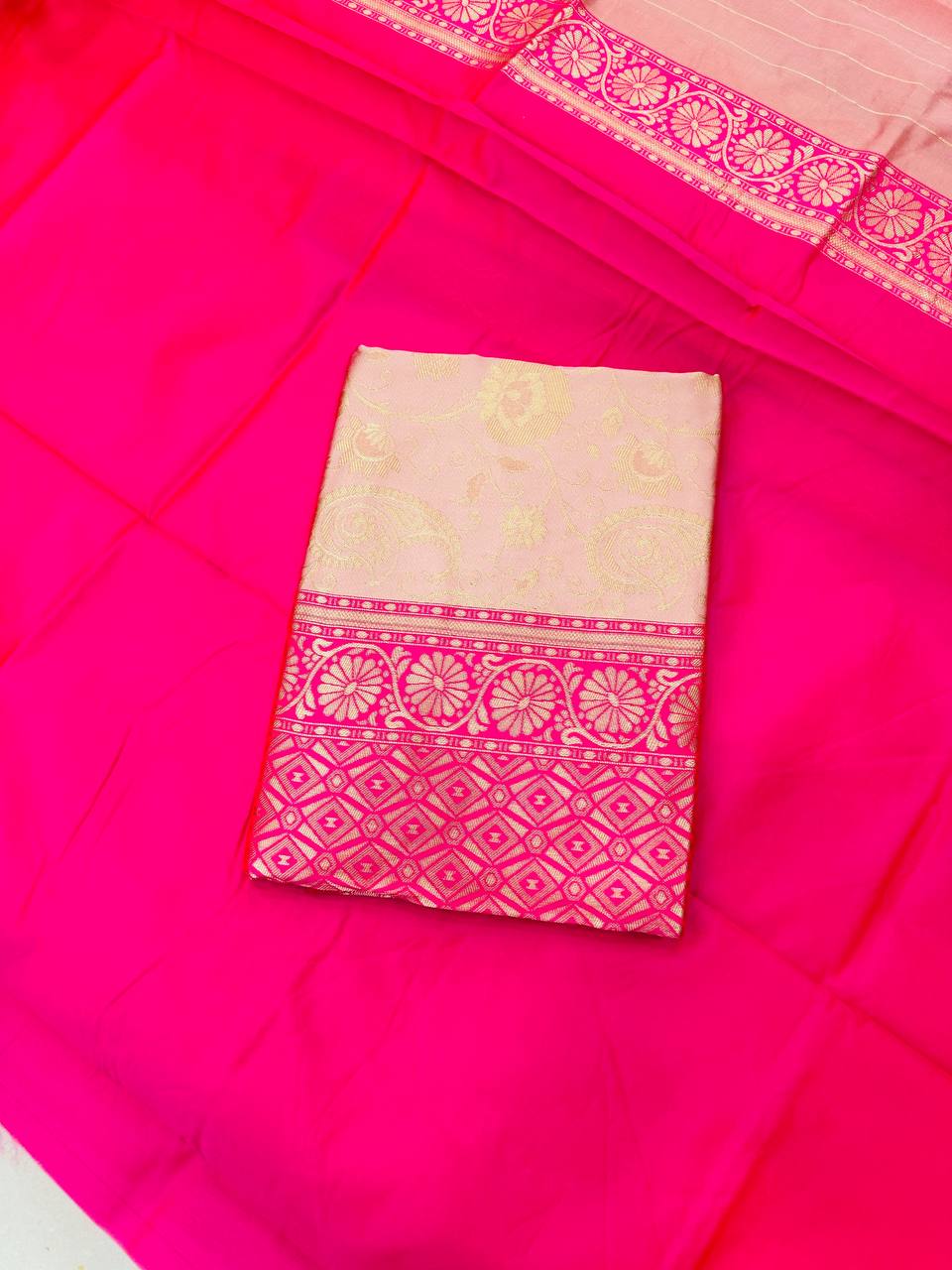 New Launching Beautiful Art Silk Jacquard Border Saree