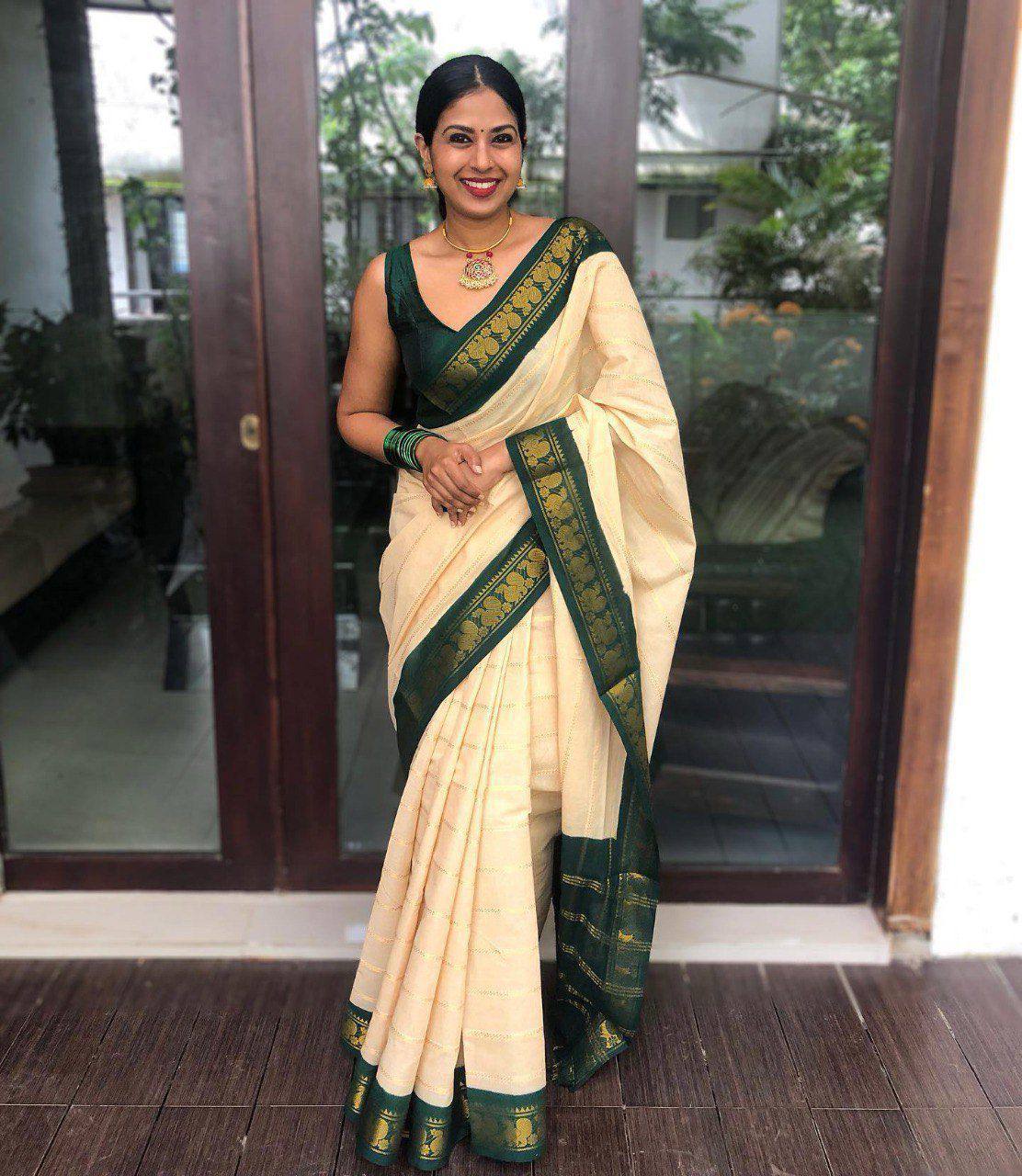 Beautiful Art Silk Jacquard Border Saree With Unstitched Running Blouse