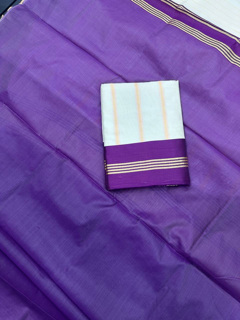 Beautiful Art Silk Jacquard Border Saree With Unstitched Running Blouse