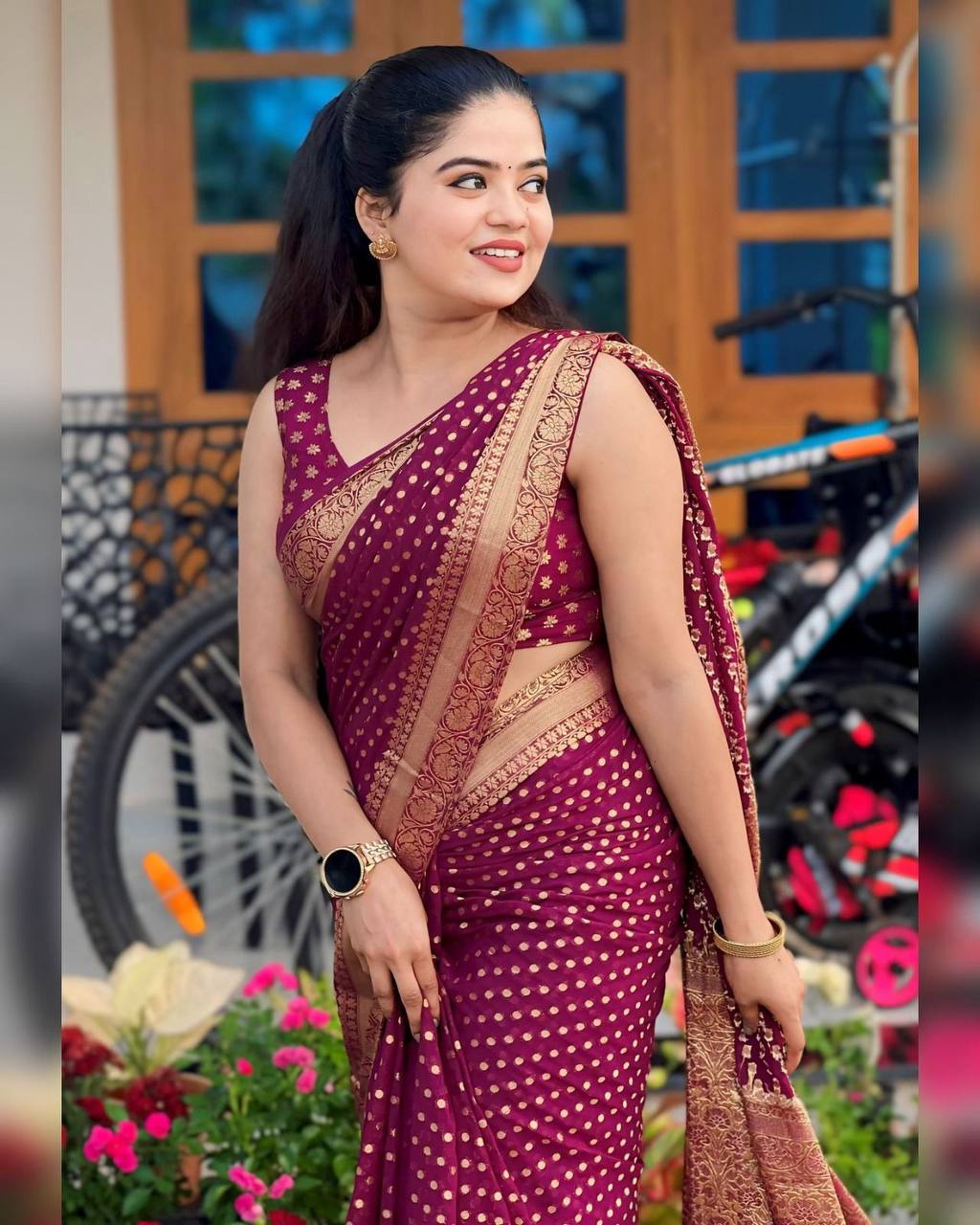 Beautiful Art Silk Jacquard Border Saree With Unstitched Running Blouse