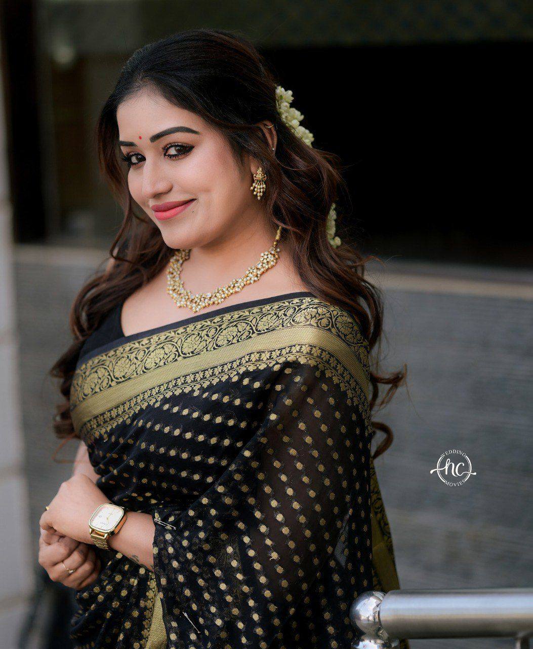 Beautiful Art Silk Jacquard Border Saree With Unstitched Running Blouse