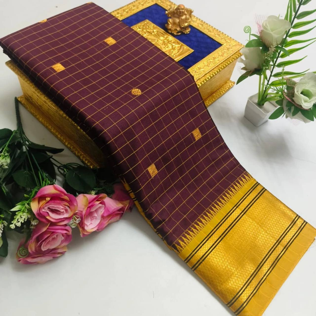 New Lounching Cotton Checks Minakari Silk Saree