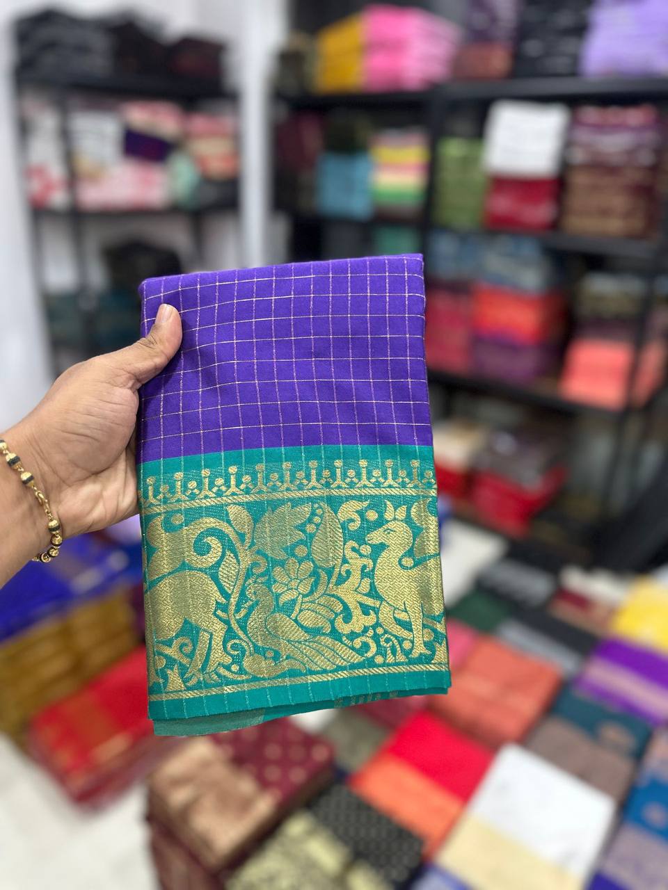 We Launching mercerised cotton silk in Exclusive border Self Viweing design