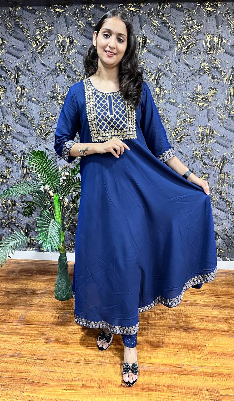 New Premium Beautiful Printed Designer Rayon Traditional Kurti With Pant And Dupatta Set Embroidery Work