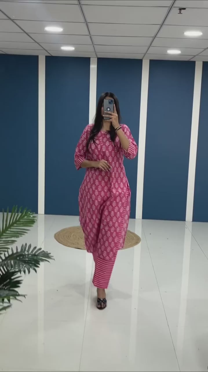 Casual and chic in my favorite kurti with pants.