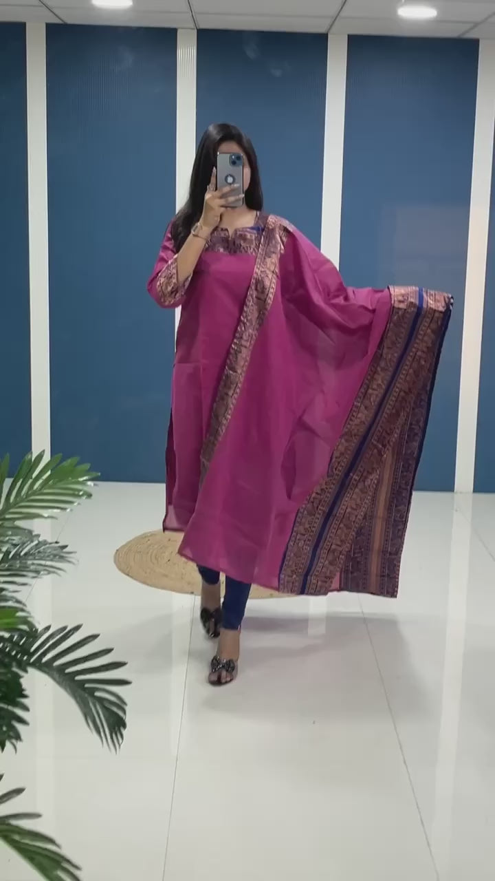 Charming Pink Cotton Kurta Set with Navy Blue Border – A Perfect Blend of Softness and Bold Elegance