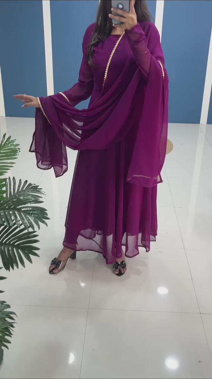 Ready to Shine with this georgette gown with dupatta!